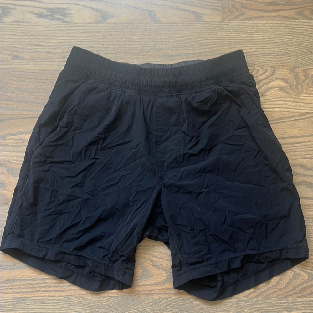 Rhone Men's Black Mako 7” Workout Shorts